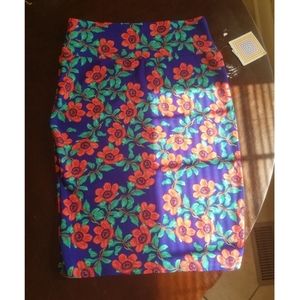 LuLaRoe skirt 2 for $25
